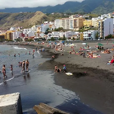 Avenida Playa *